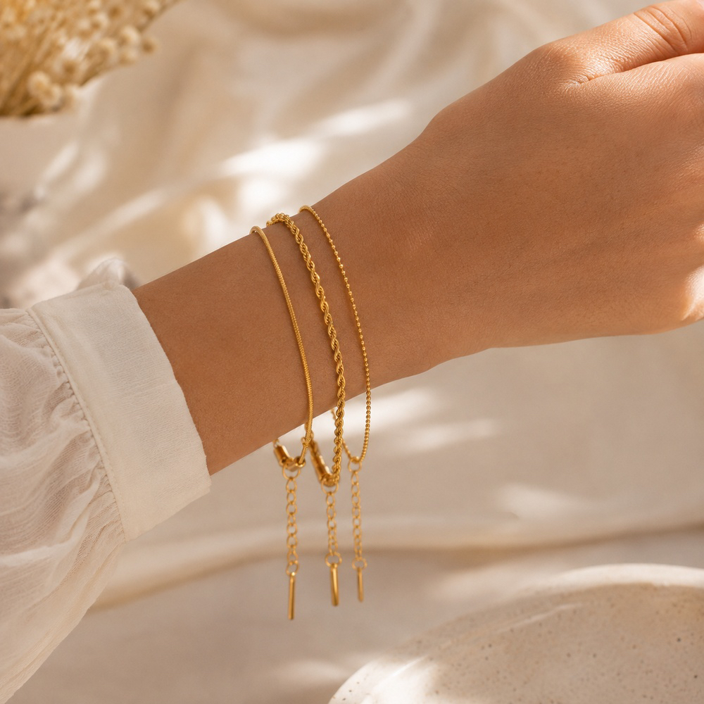 Sleek Stack Bracelet - Image 2