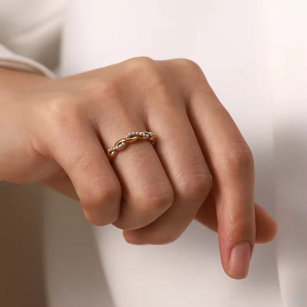Ira (इरा) Ring